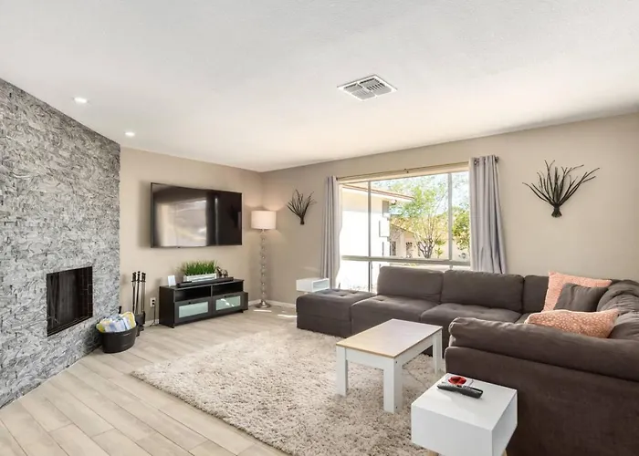 Holiday home The Valley View Heated Pool Hiking Rooftop Gym Wfh Phoenix