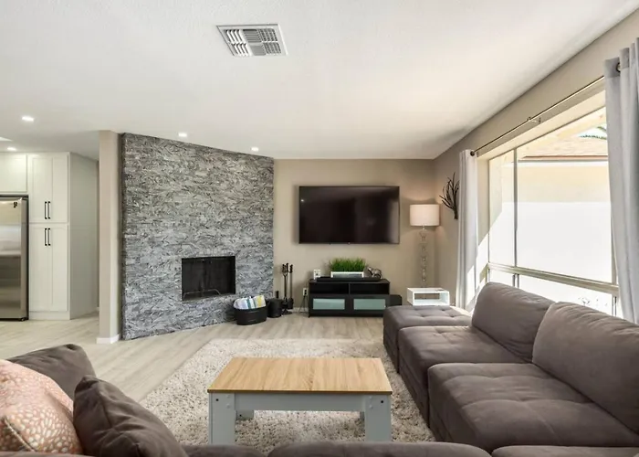 Holiday home The Valley View Heated Pool Hiking Rooftop Gym Wfh Phoenix