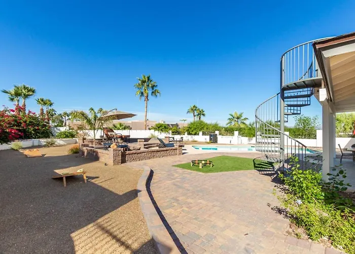 The Valley View Heated Pool Hiking Rooftop Gym Wfh Holiday home Phoenix